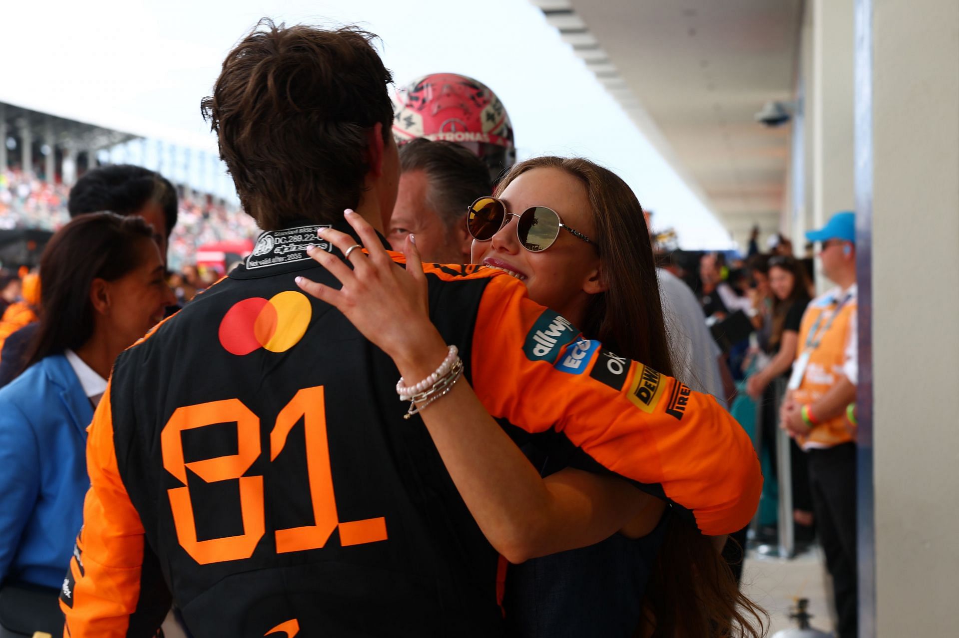 Oscar Piastri (L) and Lily Zneimer (R) at the 2025 F1 Grand Prix of Miami - Source: Getty